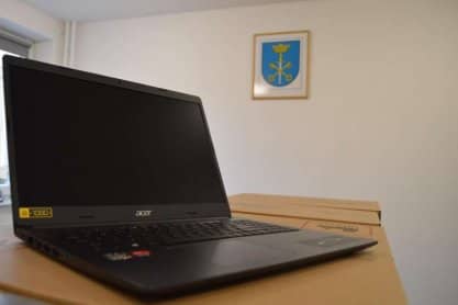 Gmina Jasło. Laptopy dla dzieci powodzian