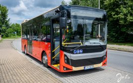 Jasło stawia na komfort i ekologię. Nowe autobusy na ulicach miasta