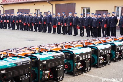 Jasło. Strażacy otrzymali agregaty prądotwórcze