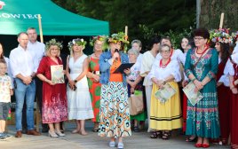 Magiczna Noc Świętojańska w Dobrucowej. Wianki popłynęły z nurtem Jasiołki