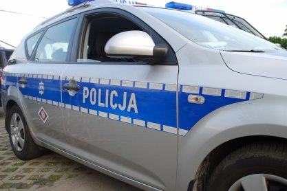 Nietrzeźwy przyjechał na komisariat. Próbował złożyć zawiadomienie