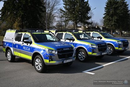 Nowe radiowozy oznakowane typu pick-up trafiły do Oddziału Prewencji Policji w Rzeszowie