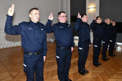 Nowi policjanci w szeregach podkarpackiej policji