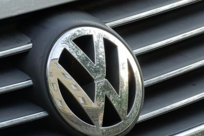 Obywatelskie ujęcie i ponad 3 promile alkoholu u kierującego volkswagenem