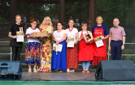 Pierogi królowały na deptaku w Iwoniczu-Zdroju [ZDJĘCIA]