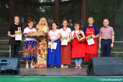 Pierogi królowały na deptaku w Iwoniczu-Zdroju [ZDJĘCIA]