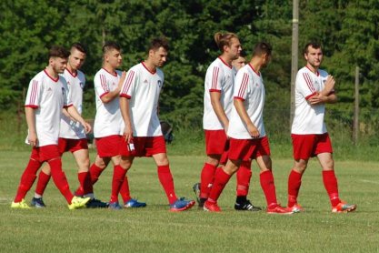 Piłka nożna. V liga. Być albo nie być dla Czeluśnicy i Ostoi. Mecz kolejki Start - Tempo. Skołyszyn podejmuje Kotwicę