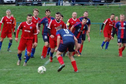 Piłka nożna. V liga. Derby w Faliszówce. Wyjazdowe wyzwania dla Ostoi, Skołyszyna i Czeluśnicy