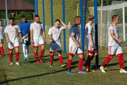 Piłka nożna. V liga krośnieńska. Derby powiatu w Kołaczycach