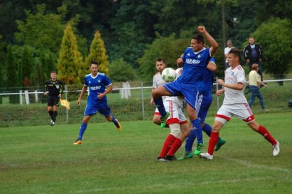 Piłka nożna. V liga. Mecz o wszystko Ostoi Kołaczyce w derbach powiatu w Nienaszowie