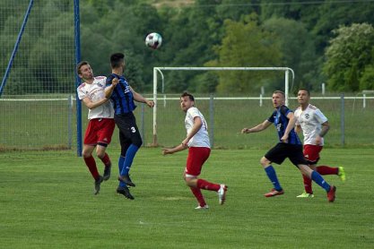 Piłka nożna. V liga. Ostoja Kołaczyce przegrywa i traci kolejnych zawodników