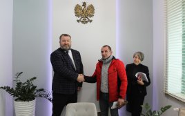 Podpisanie umowy na rozbudowę OSP w Błażkowej