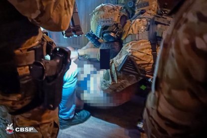 Policja rozbiła gangi pseudokibiców. Zatrzymano 23 osoby
