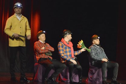 Polska rzeczywistość z przymrużeniem oka - Kabaret Młodych Panów w JDK