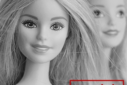 Selfie z Barbie. Ministerstwo ostrzega