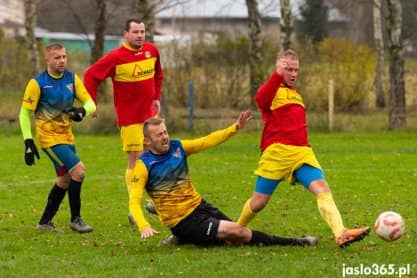 Tęcza Zręcin - Orzeł Bieździedza 0:2