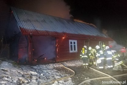 REGION. Tragiczny pożar domu w Trześniowie. Nie żyje kobieta