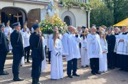 Tysiące wiernych na odpuście w Dębowcu