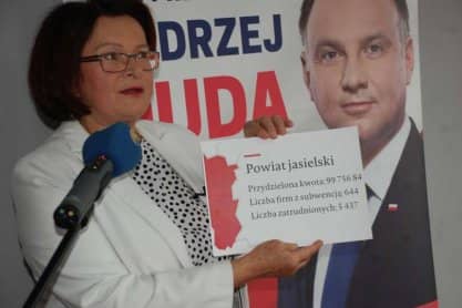 Wyborcze prognozy poseł Marii Kurowskiej z Jasła: być jedną biało - czerwoną drużyną