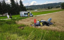 Wypadek w Błażkowej, dwie osoby poszkodowane