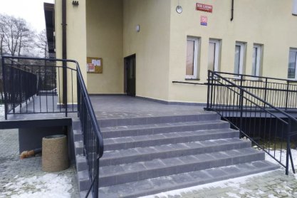 Zakończył się remont schodów w Domu Ludowym w Lipnicy Górnej