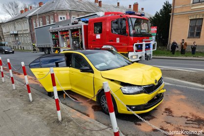 Zderzenie dwóch samochodów w Dukli