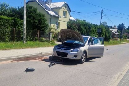 Zderzenie osobówki z hulajnogą elektryczną