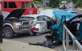 Zderzenie trzech samochodów w Szebniach