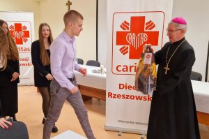 Caritas Diecezji Rzeszowskiej pomaga studentom polskiego pochodzenia