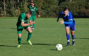 Piłka nożna. V liga krośnieńska. Mecz Tempo Nienaszów - Zamczysko Odrzykoń 4-0