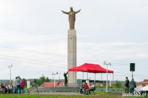 Poświęcenie pomnika Chrystusa Króla Wszechświata w Jaśle