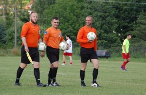 Tempo Nienaszów - Przełom Besko 4-3